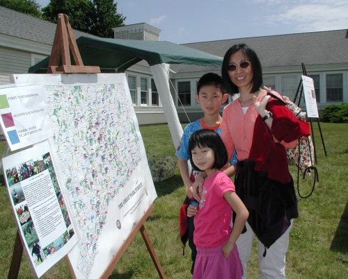 mom with kids and GPP map